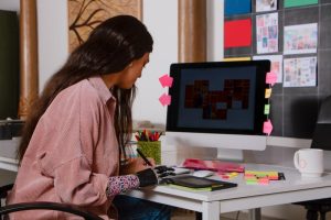 Analyzing engagement metrics to improve community post effectiveness