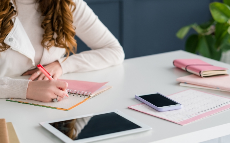 The Difference Between Subscribers and Watch Time Metrics