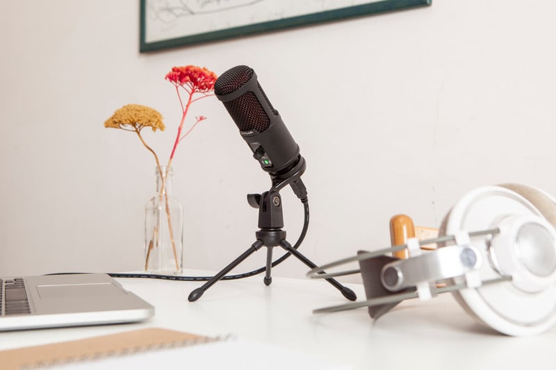 Comedy podcasts guaranteed to make you laugh out loud Comedy podcasts guaranteed to make you laugh out loud