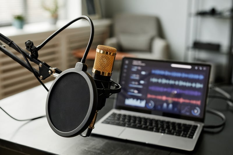 100 faceless YouTube channel ideas - Podcast 100 faceless YouTube channel ideas - Podcast