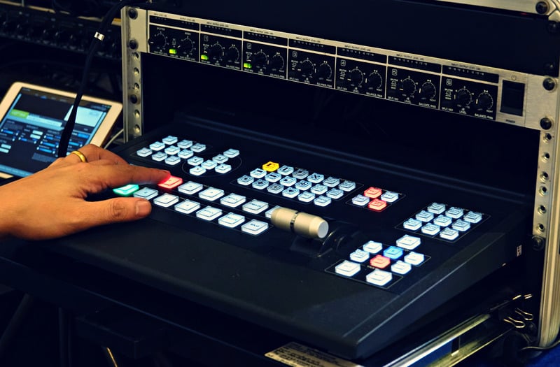 How to find trending entertainment videos online and on social media