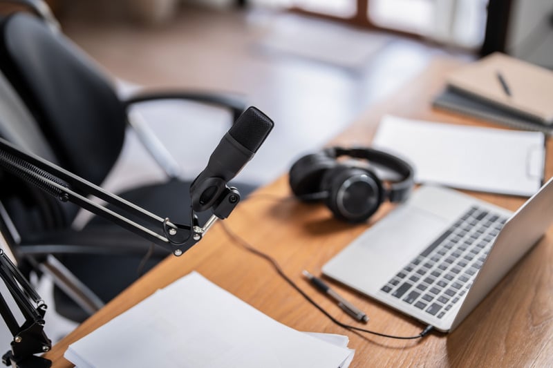 Vocal Delivery for Podcasters Tips for Better Engagement